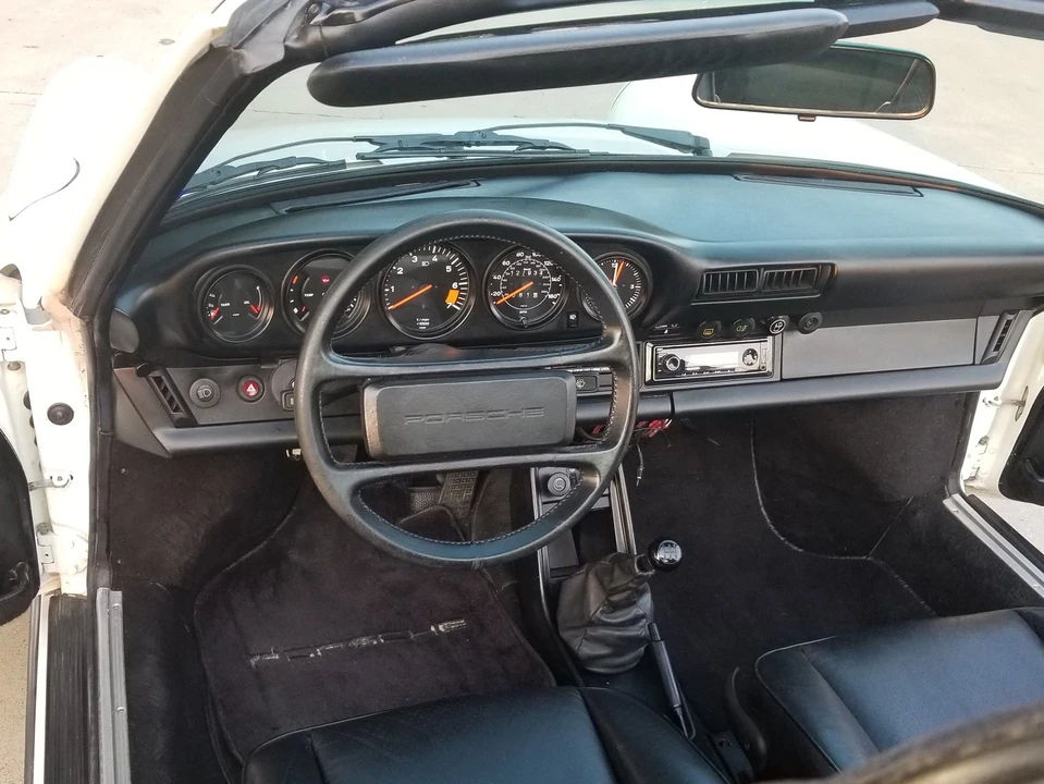 1985 Porsche 911 Carrera 3.2 - Image 5 of 8