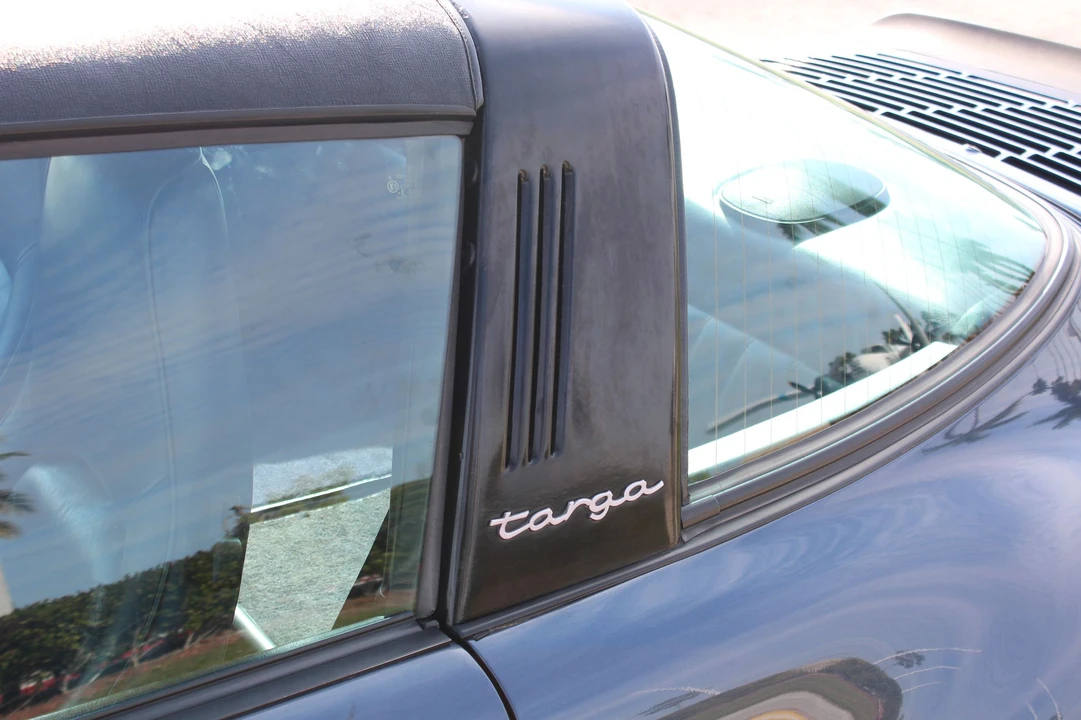 1985 Porsche 911 Carrera 3.2 - Image 24 of 31