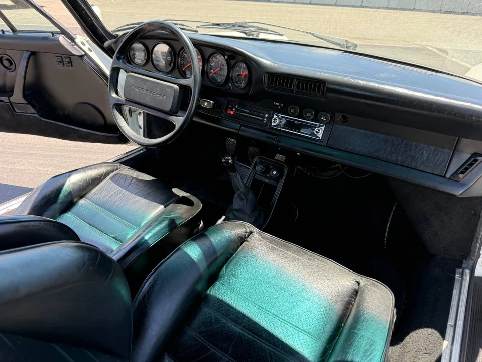 1985 Porsche 911 Carrera 3.2 - Image 15 of 20