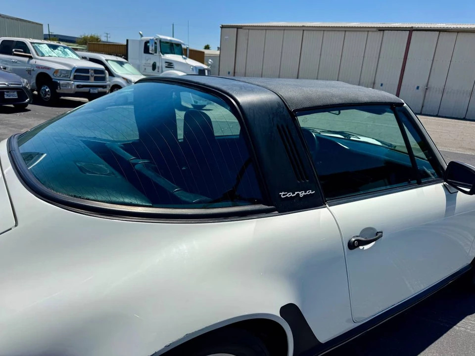 1985 Porsche 911 Carrera 3.2 - Image 9 of 20