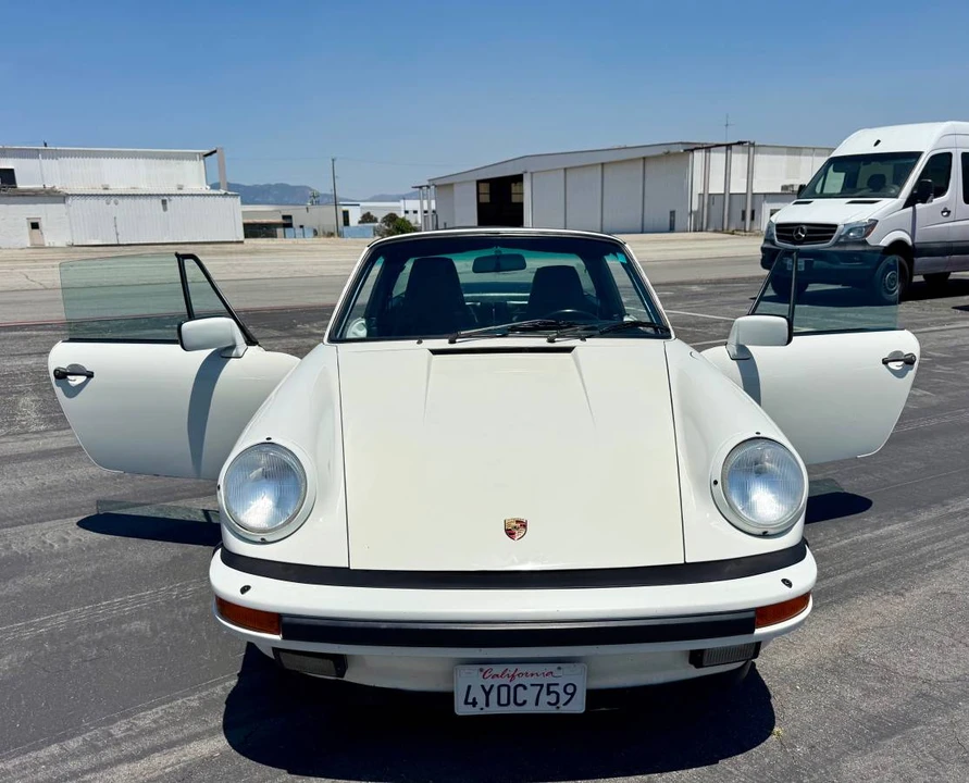 1985 Porsche 911 Carrera 3.2 - Image 12 of 20
