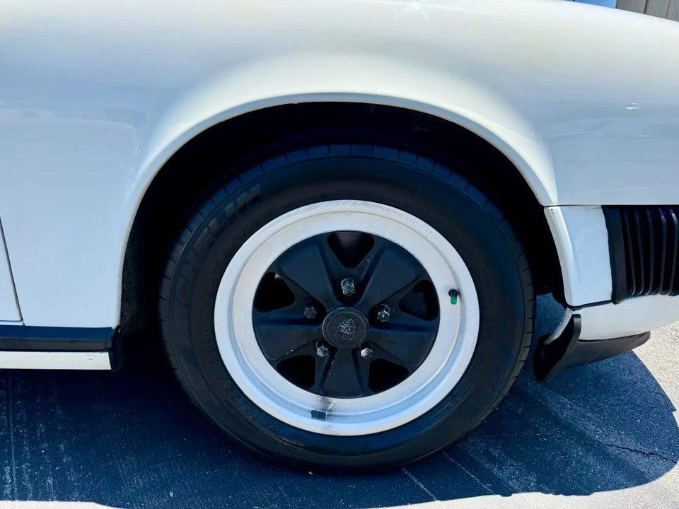1985 Porsche 911 Carrera 3.2 - Image 11 of 20