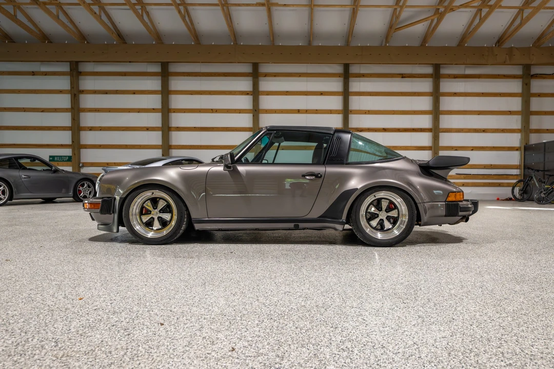 1985 Porsche 911 Carrera 3.2 - Image 5 of 31