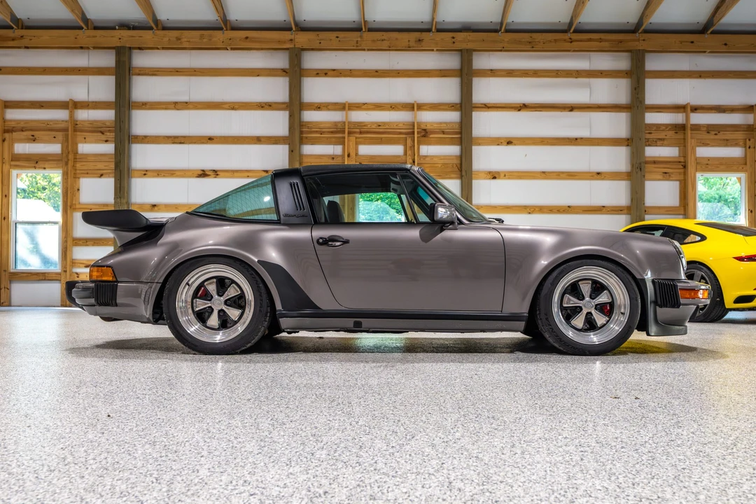 1985 Porsche 911 Carrera 3.2 - Image 17 of 31