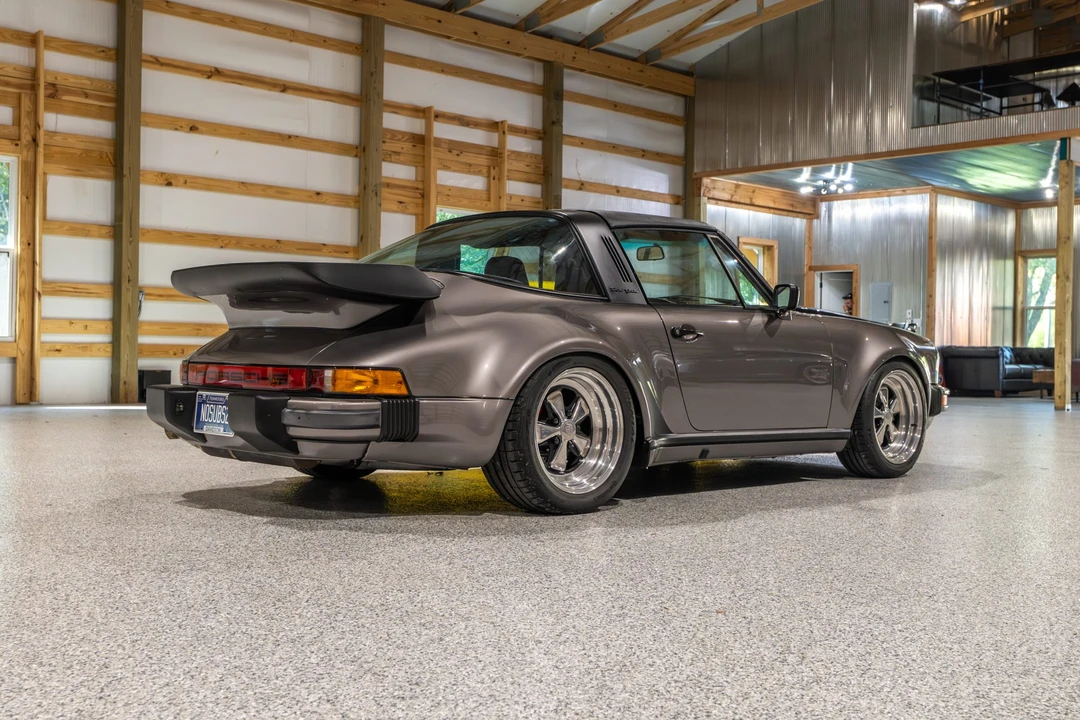 1985 Porsche 911 Carrera 3.2 - Image 15 of 31