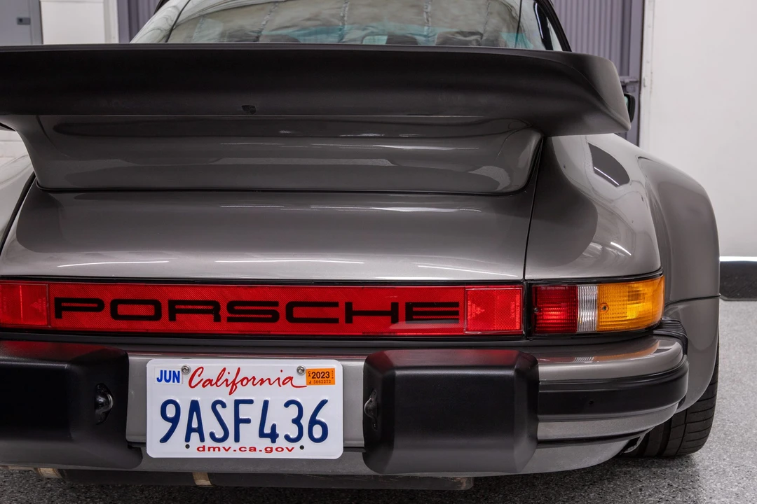 1985 Porsche 911 Carrera 3.2 - Image 30 of 31