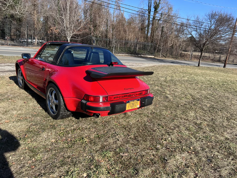 1985 Porsche 911 Carrera 3.2 - Image 13 of 31