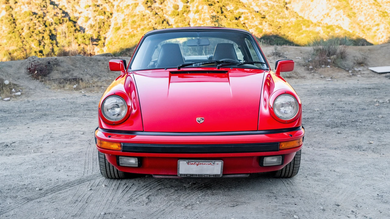 1985 Porsche 911 Carrera 3.2 - Image 2 of 31