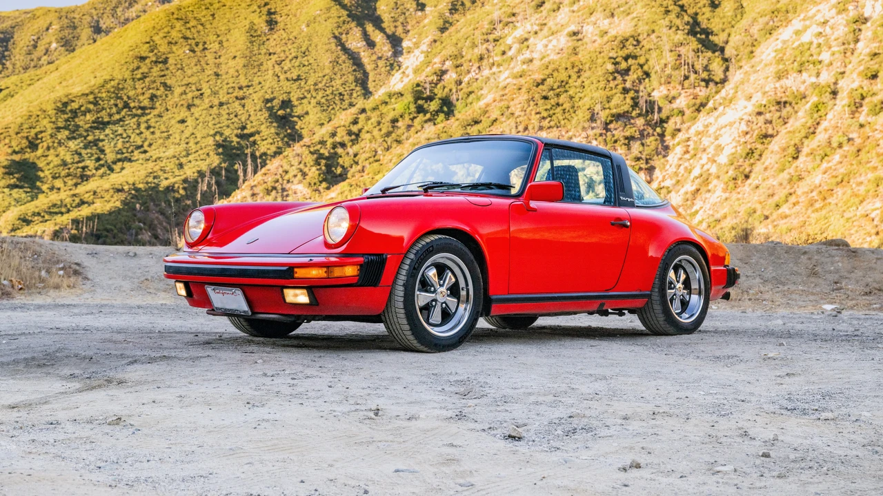 1985 Porsche 911 Carrera 3.2 - Image 13 of 31