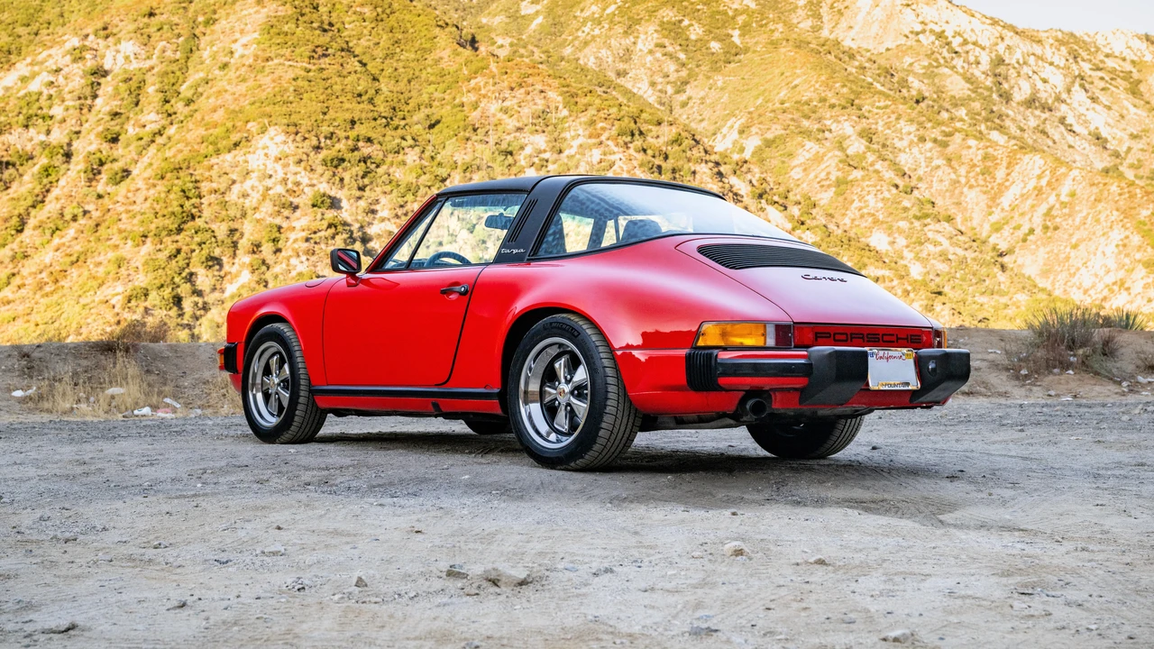 1985 Porsche 911 Carrera 3.2 - Image 9 of 31