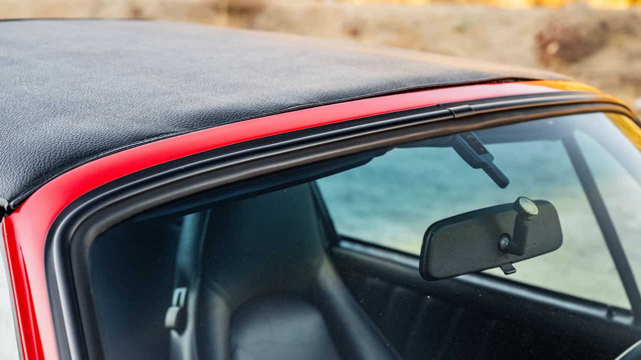 1985 Porsche 911 Carrera 3.2 - Image 27 of 31
