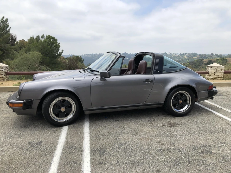 1985 Porsche 911 Carrera 3.2 - Image 15 of 31