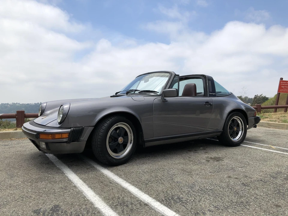 1985 Porsche 911 Carrera 3.2 - Image 3 of 31