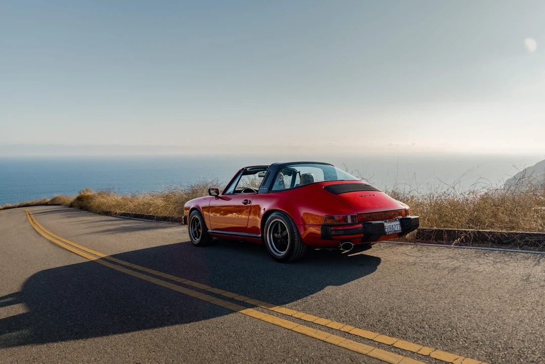1985 Porsche 911 Carrera 3.2 - Image 6 of 31