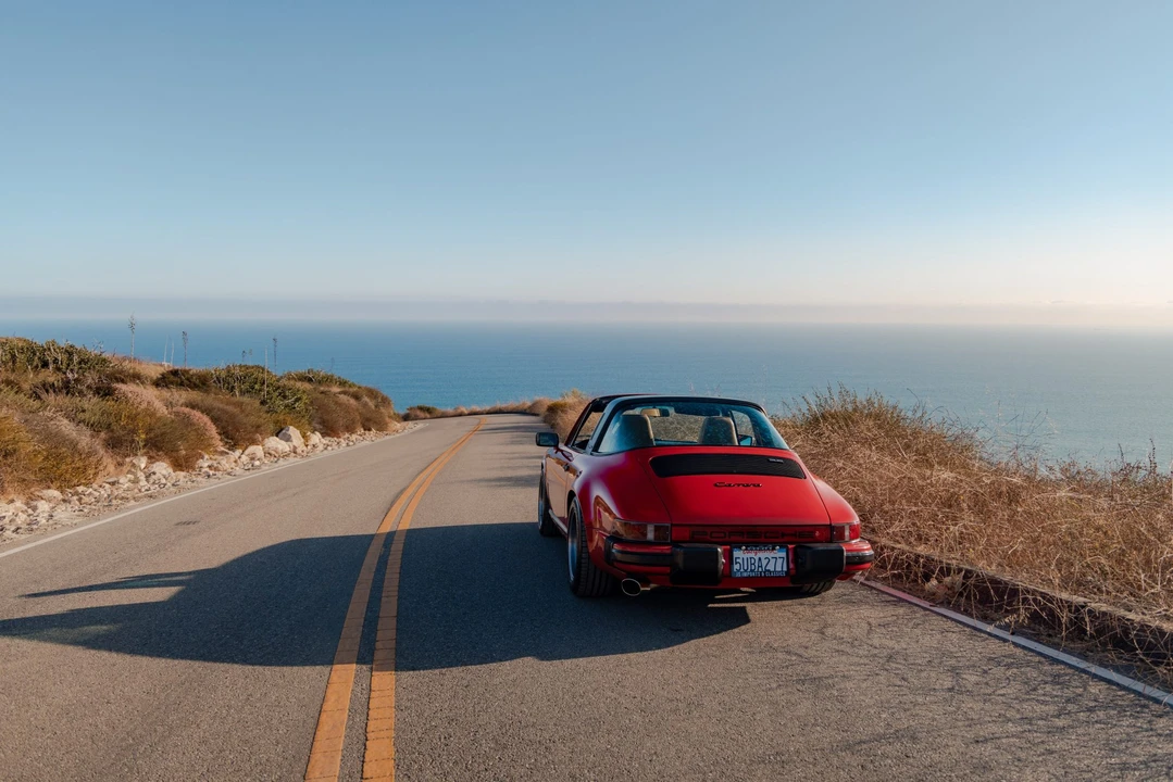 1985 Porsche 911 Carrera 3.2 - Image 10 of 31