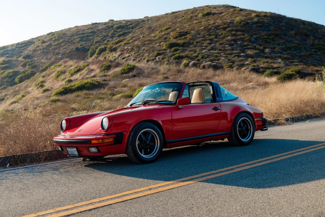 1985 Porsche 911 Carrera 3.2 - Image 3 of 31