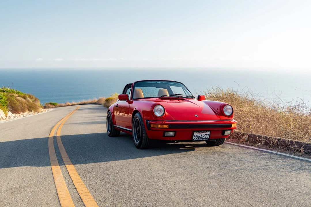 1985 Porsche 911 Carrera 3.2 - Image 26 of 31