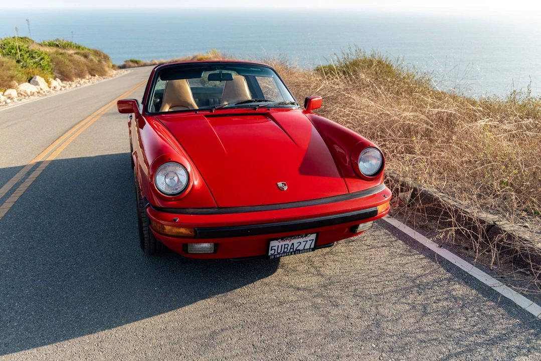 1985 Porsche 911 Carrera 3.2 - Image 27 of 31