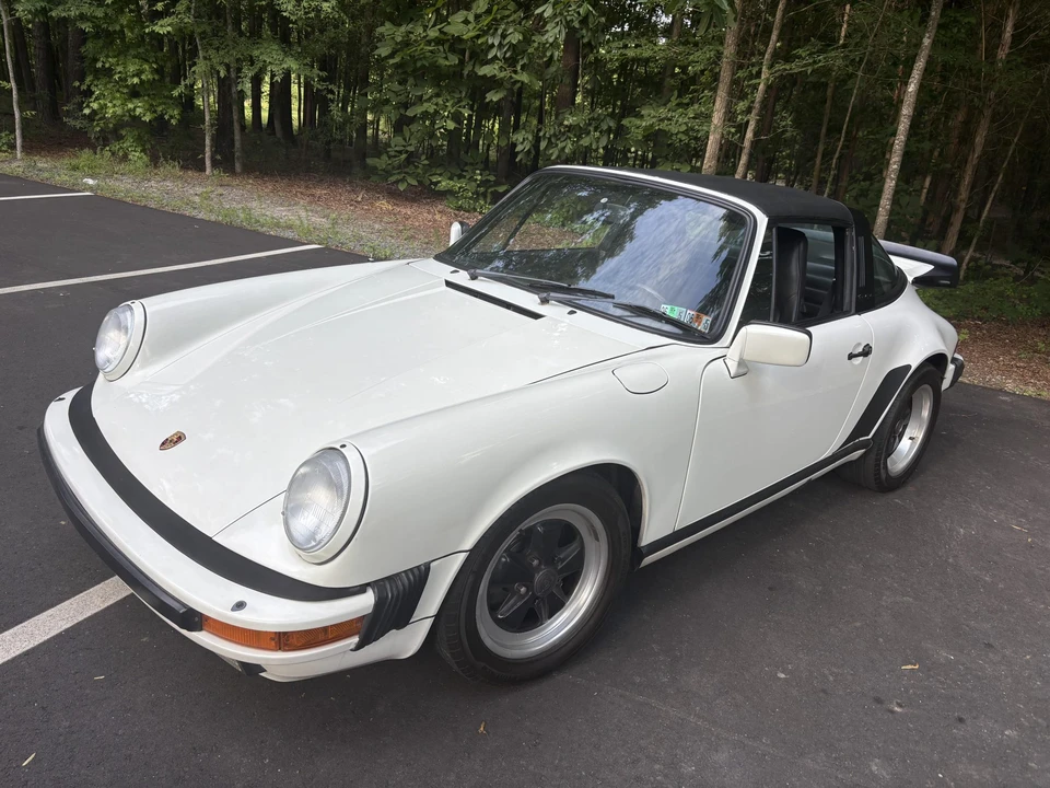 1985 Porsche 911 Carrera 3.2 - Image 24 of 31
