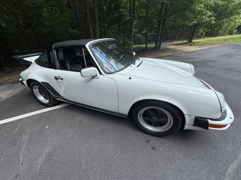 1985 Porsche 911 Carrera 3.2 - Image 10 of 31