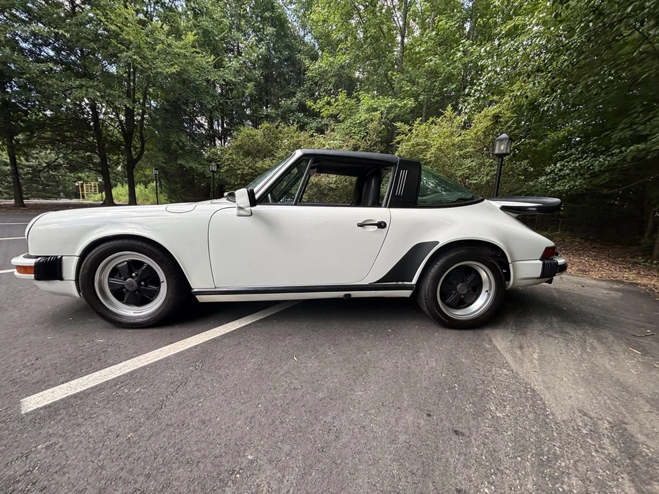 1985 Porsche 911 Carrera 3.2 - Image 22 of 31