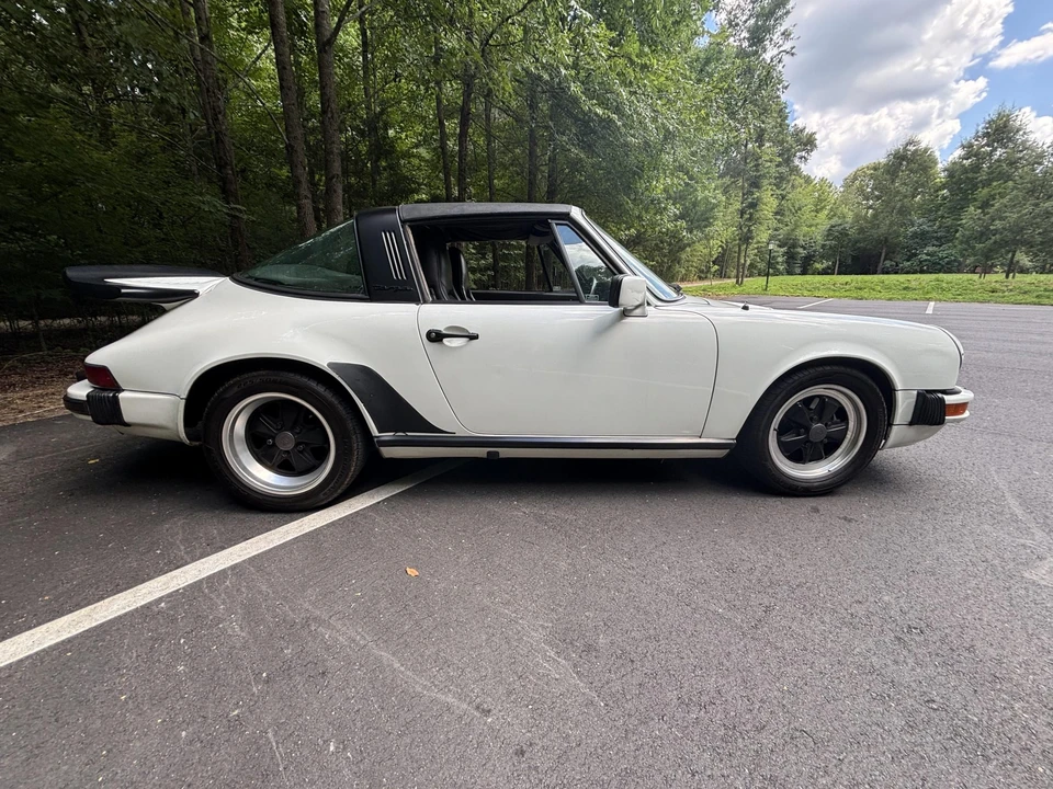 1985 Porsche 911 Carrera 3.2 - Image 12 of 31