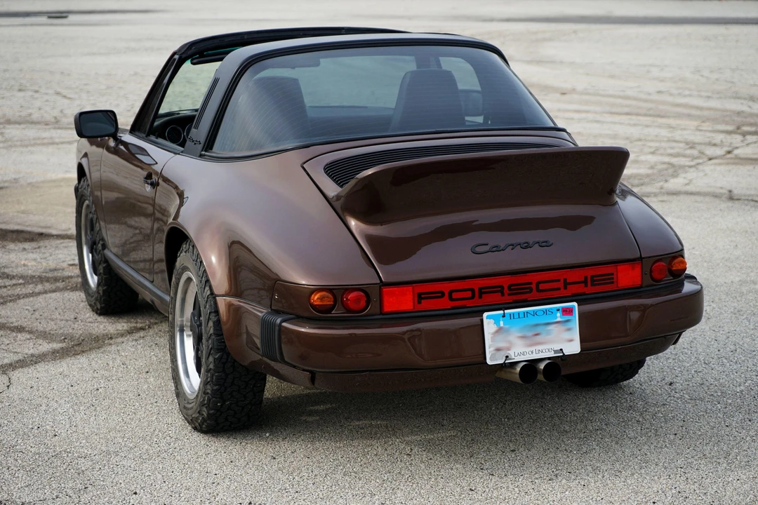1985 Porsche 911 Carrera 3.2 - Image 11 of 31