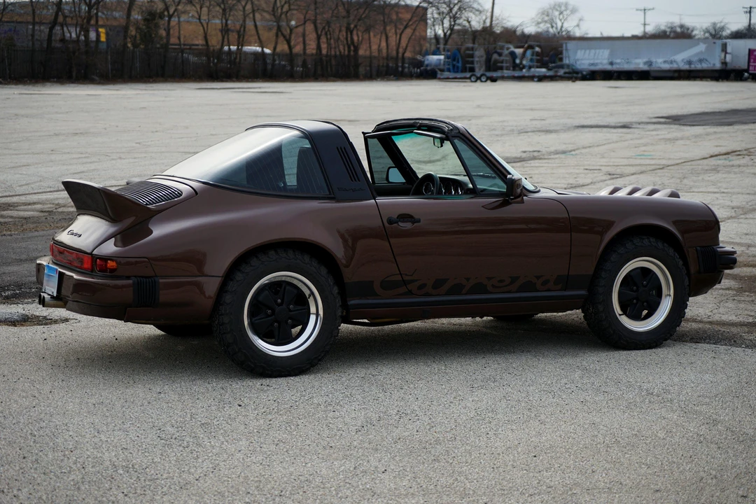 1985 Porsche 911 Carrera 3.2 - Image 15 of 31
