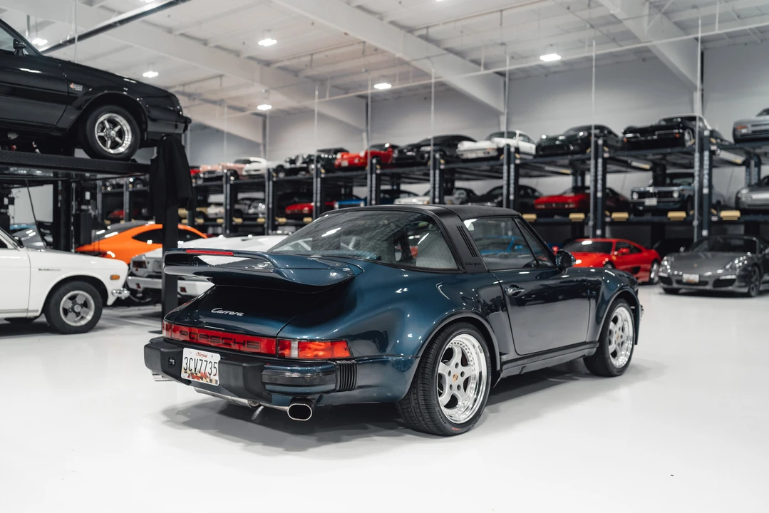 1985 Porsche 911 Carrera 3.2 - Image 12 of 31