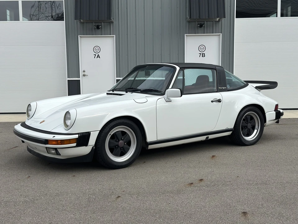 1985 Porsche 911 Carrera 3.2 - Image 2 of 31