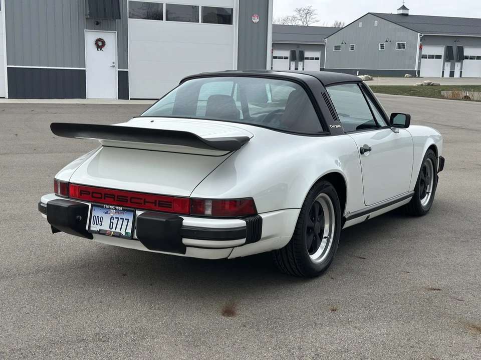 1985 Porsche 911 Carrera 3.2 - Image 6 of 31