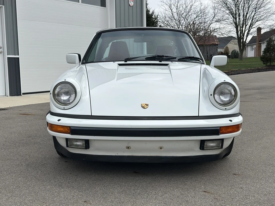 1985 Porsche 911 Carrera 3.2 - Image 3 of 31