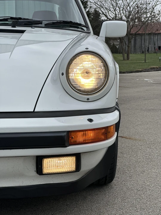 1985 Porsche 911 Carrera 3.2 - Image 25 of 31