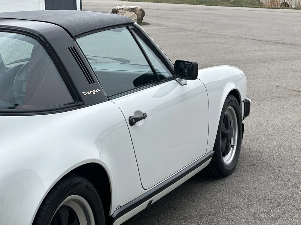 1985 Porsche 911 Carrera 3.2 - Image 10 of 31
