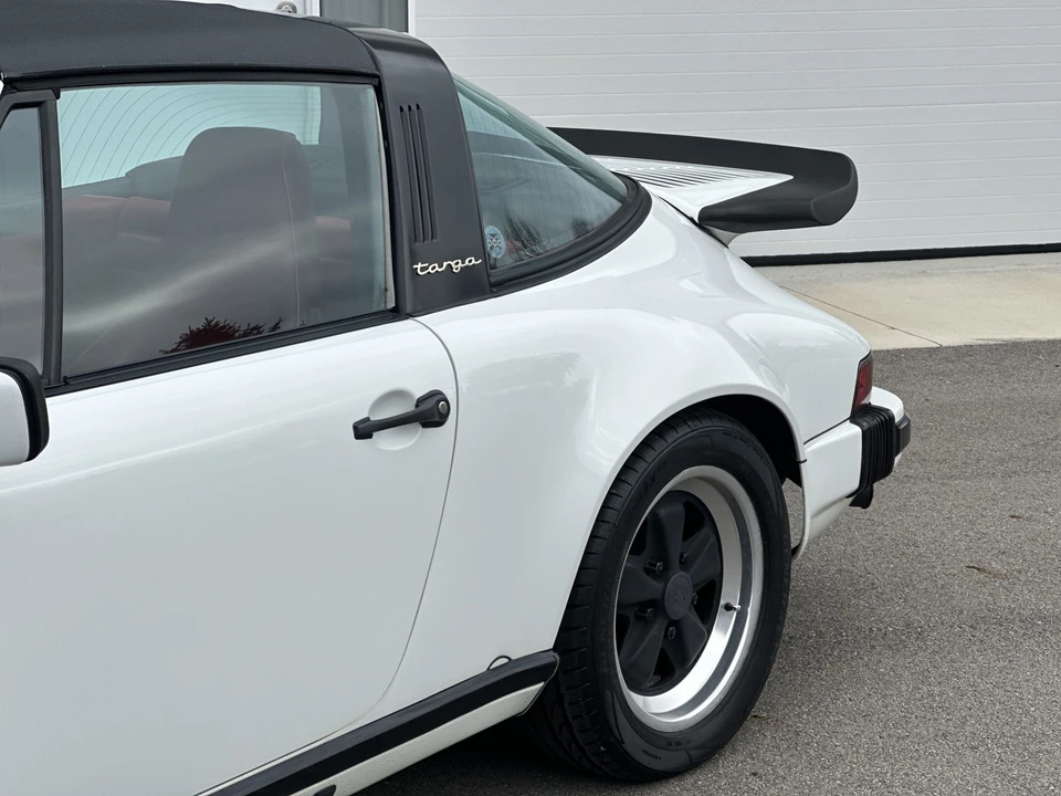 1985 Porsche 911 Carrera 3.2 - Image 15 of 31