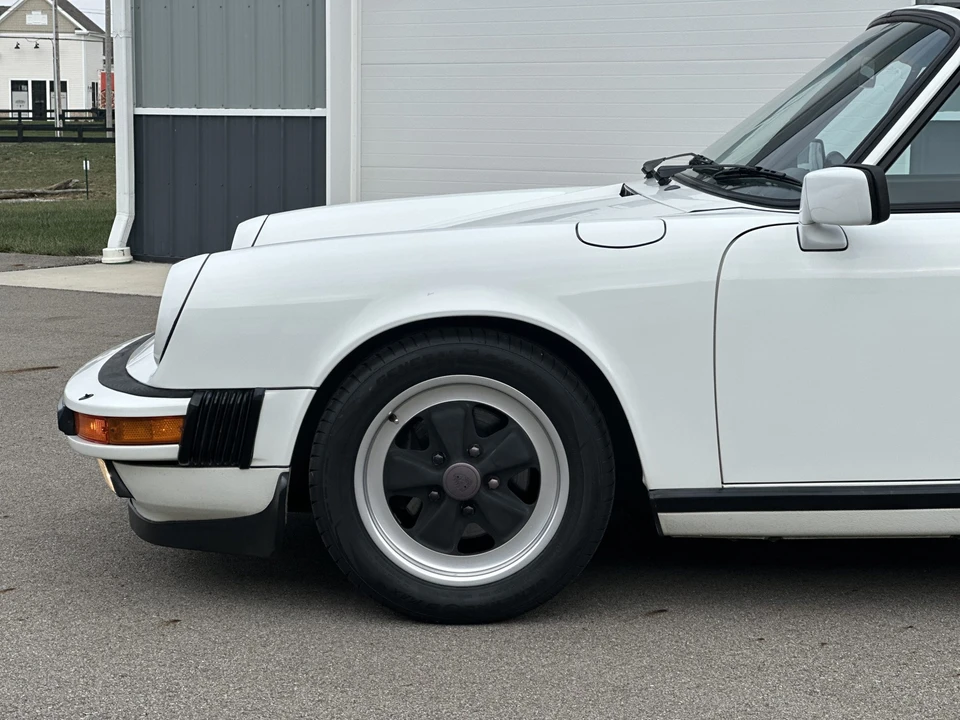 1985 Porsche 911 Carrera 3.2 - Image 13 of 31