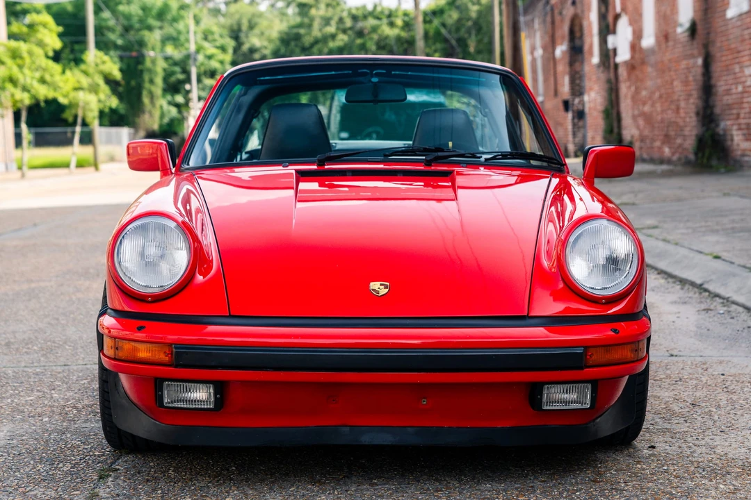 1985 Porsche 911 Carrera 3.2 - Image 9 of 31