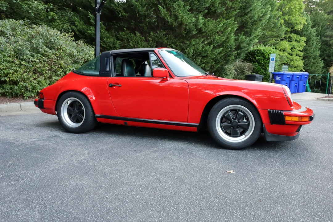 1985 Porsche 911 Carrera 3.2 - Image 28 of 31