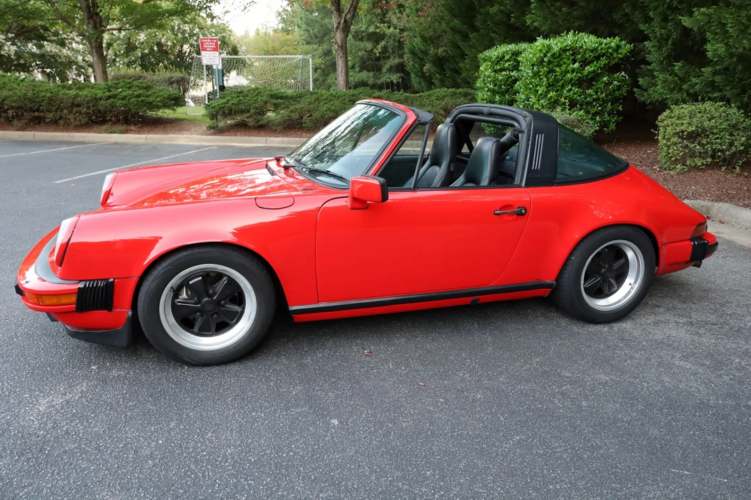 1985 Porsche 911 Carrera 3.2 - Image 2 of 31