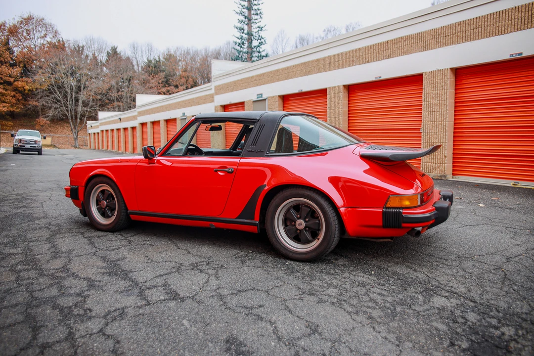 1985 Porsche 911 Carrera 3.2 - Image 13 of 31