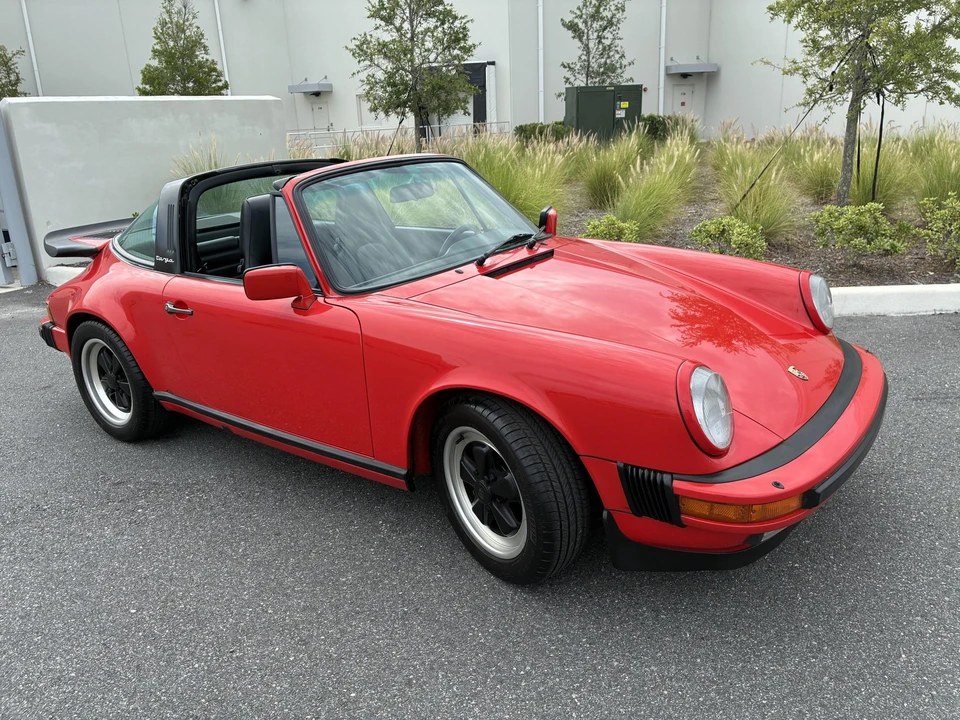 1985 Porsche 911 Carrera 3.2 - Image 7 of 31