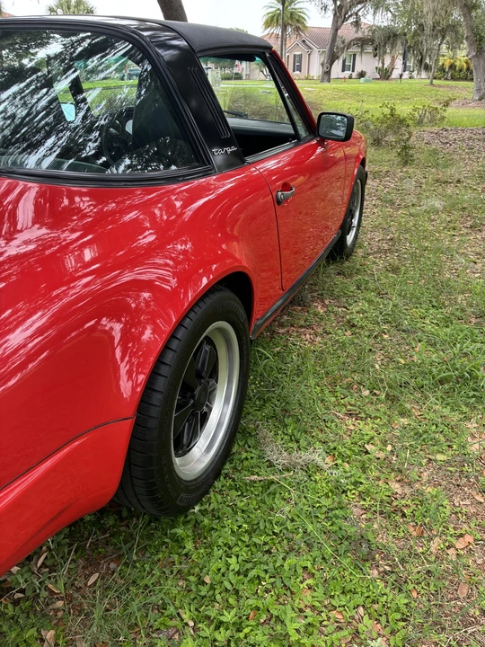 1985 Porsche 911 Carrera 3.2 - Image 26 of 31