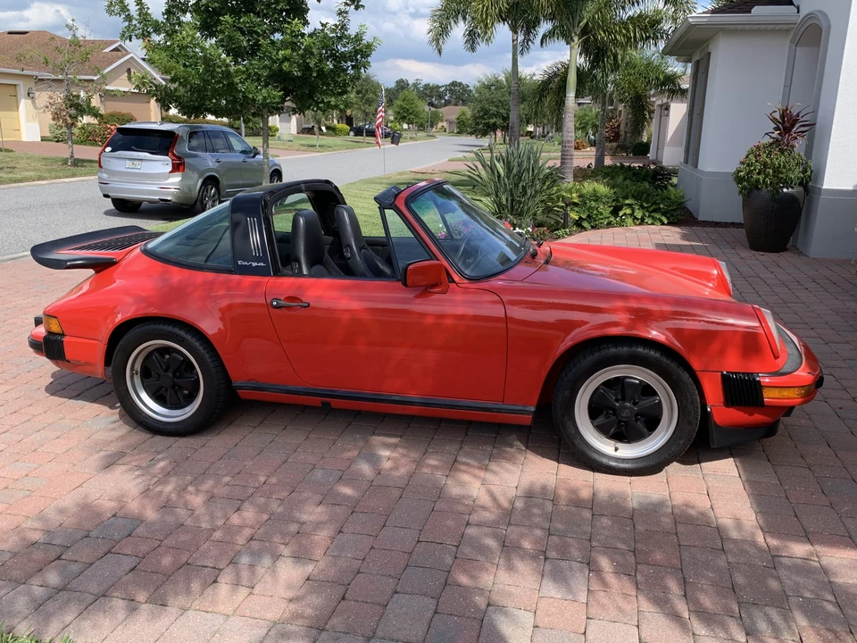 1985 Porsche 911 Carrera 3.2 - Image 10 of 31