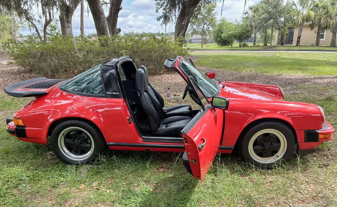 1985 Porsche 911 Carrera 3.2 - Image 10 of 31