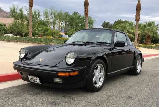 1985 Porsche 911 Carrera Targa
