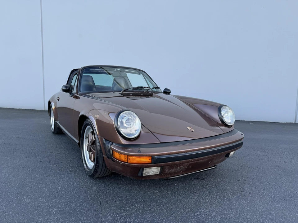 1985 Porsche 911 Carrera 3.2 - Image 25 of 31
