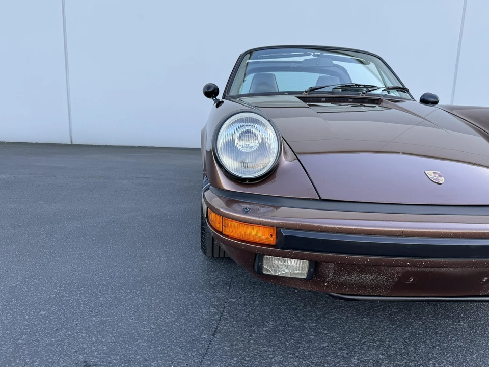 1985 Porsche 911 Carrera 3.2 - Image 26 of 31