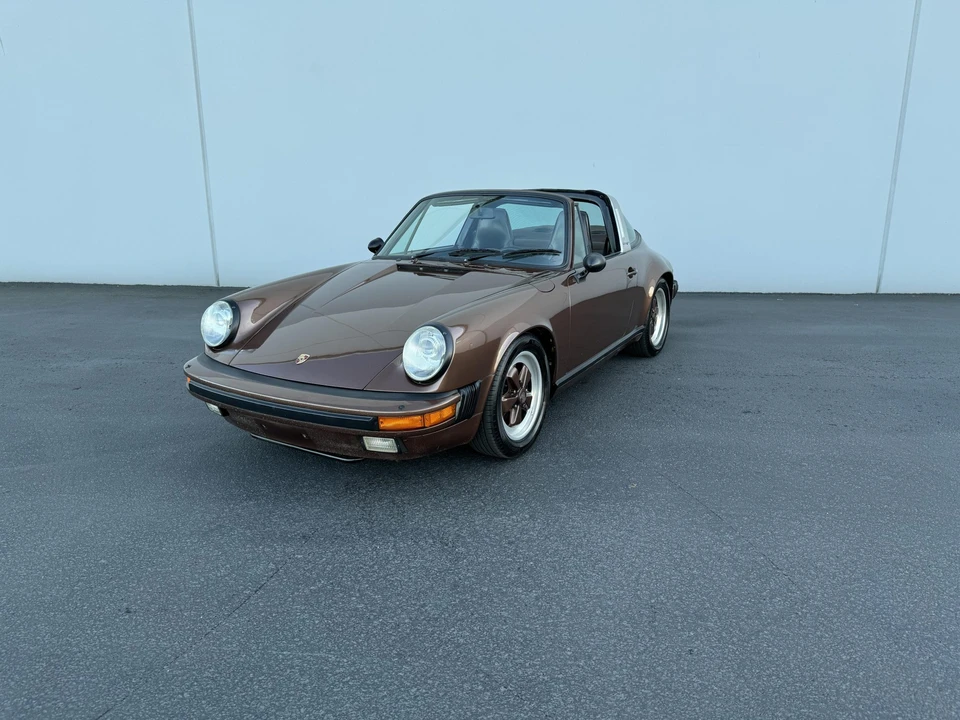 1985 Porsche 911 Carrera 3.2 - Image 4 of 31
