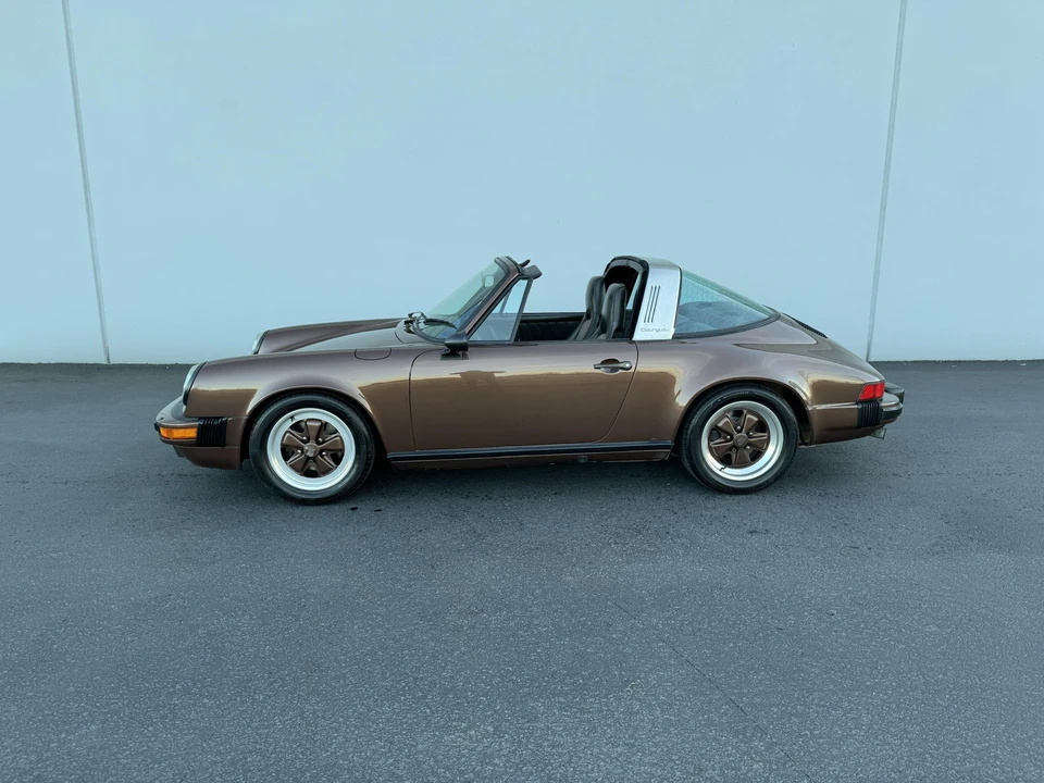 1985 Porsche 911 Carrera 3.2 - Image 21 of 31