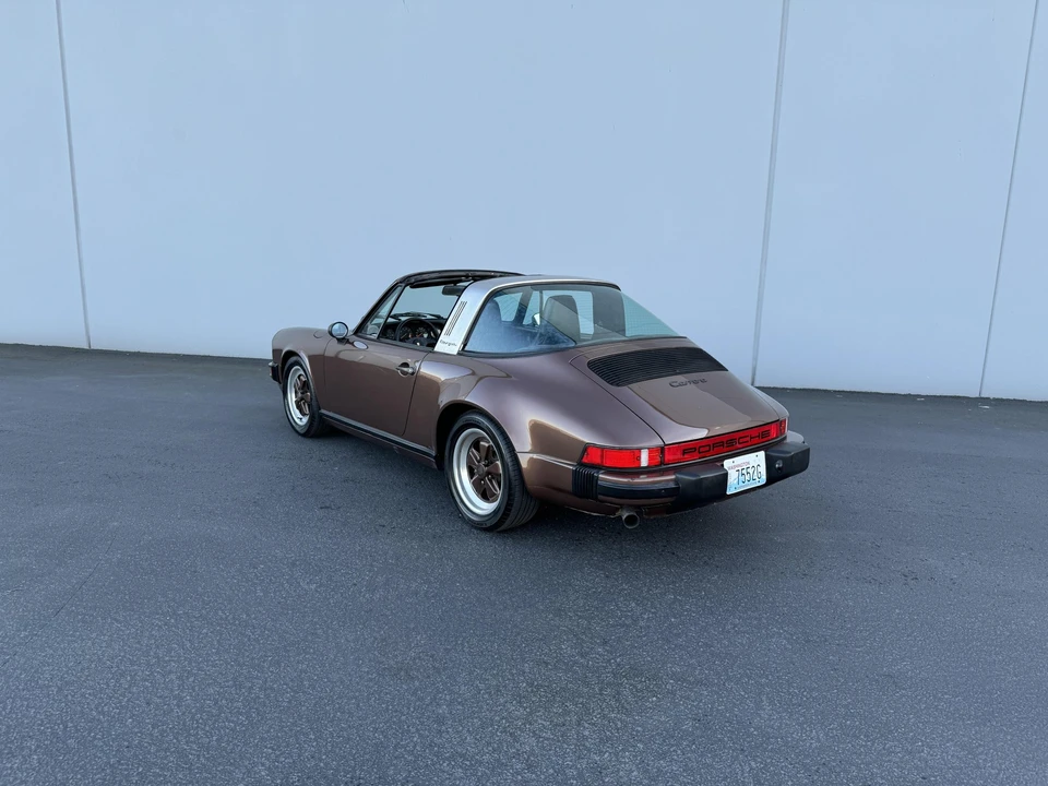 1985 Porsche 911 Carrera 3.2 - Image 22 of 31